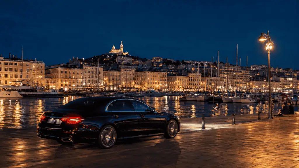vieux port nuit mercedes — RM Luxury Transport