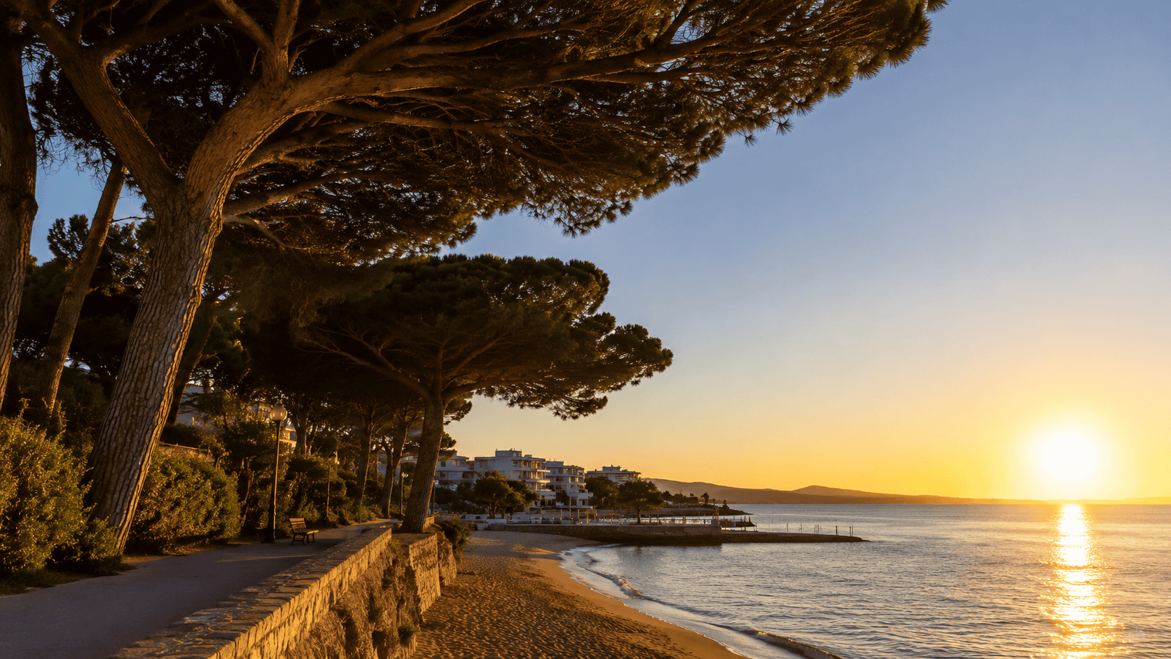 Hero juan-les-pins — RM Luxury Transport