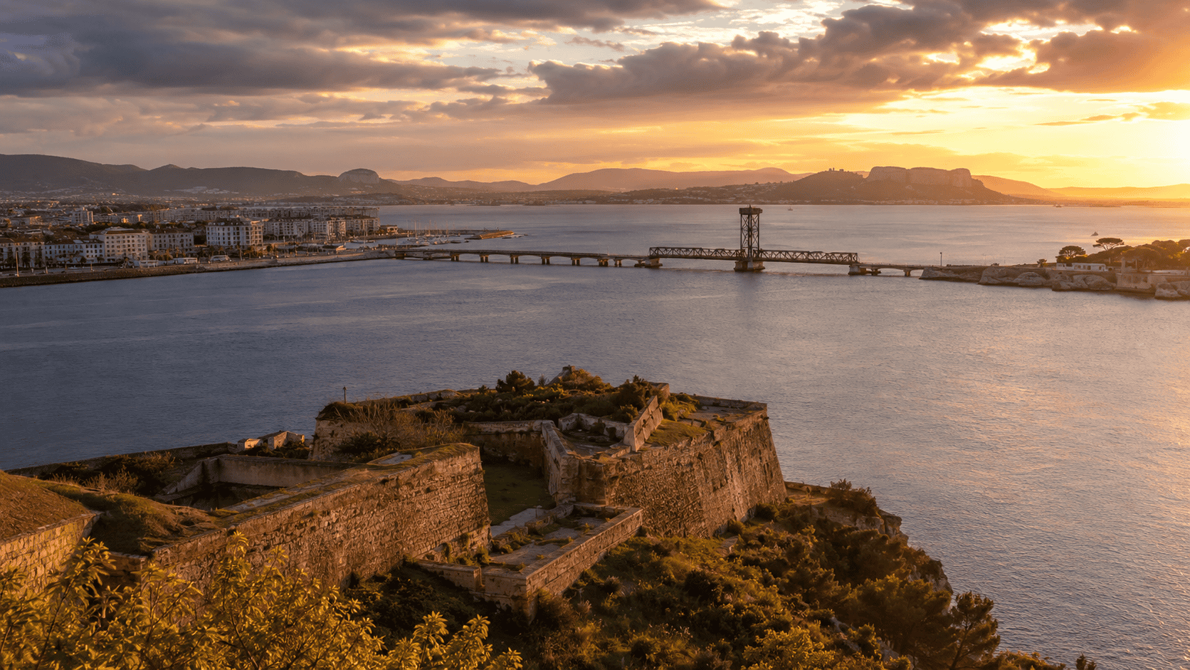 Hero la-seyne-sur-mer — RM Luxury Transport